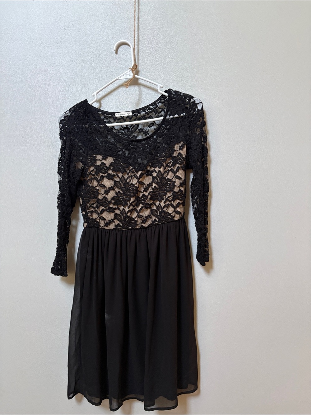 Black Lace Bodice Chiffon Skirt Women’s Dress